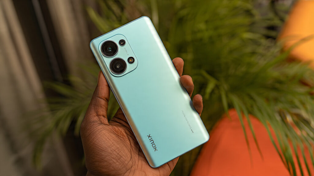 iQOO 5G Gaming Phone Launched – Smooth 120Hz Display and Strong Performance